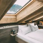 Livalpin - With Private Sauna & Whirlpool Διαμέρισμα *
