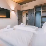 Livalpin - With Private Sauna & Whirlpool Διαμέρισμα