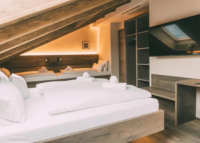 Livalpin - With Private Sauna & Whirlpool *